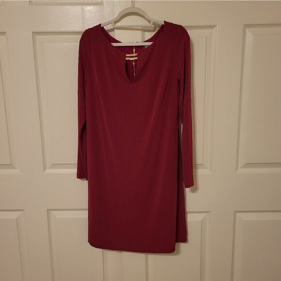 Vince Camuto burgundy long-sleeved midi dress - Picture 1 of 9